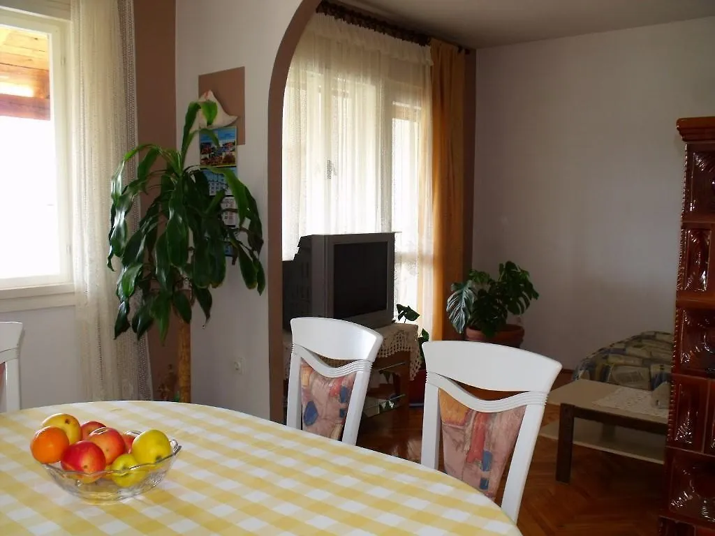 Apartments Cerin Фажана